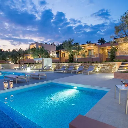 Aventura Village Potos