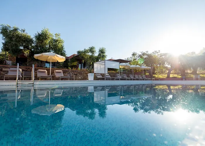 Aventura Village Aparthotel