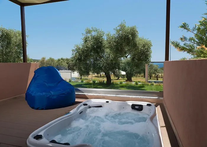 Aventura Village Potos