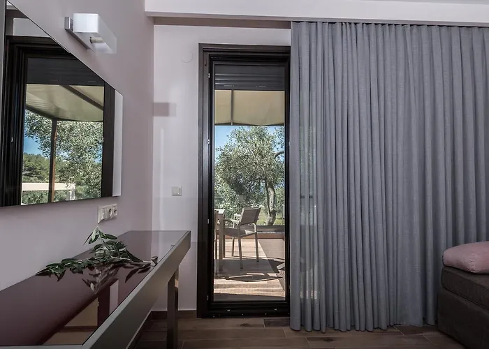 Aventura Village Aparthotel Potos